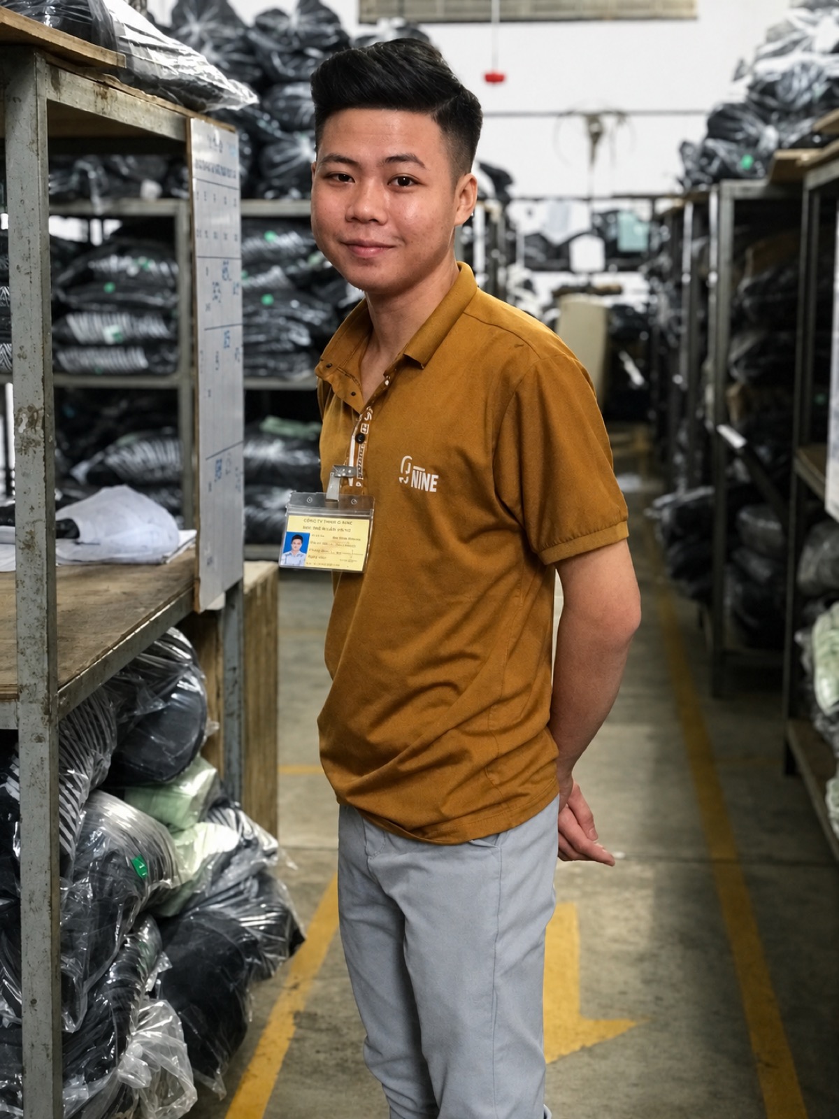 Bùi Hoài Thương thời còn là công nhân giày da ở Long An