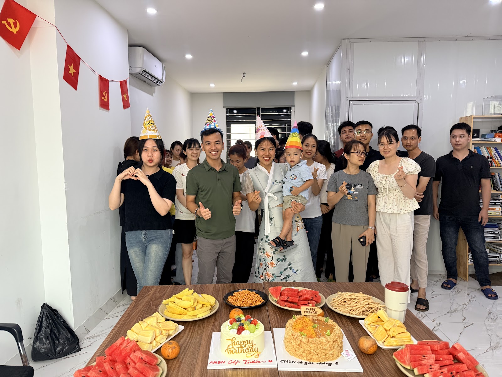 Đội ngũ Vita Group — khoảng 40 nhân sự đồng hành cùng sứ mệnh
